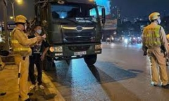 Tin thời sự mới nóng nhất 13/1: Xử lý 3 người theo dõi, báo tin cho tài xế né chốt CSGT