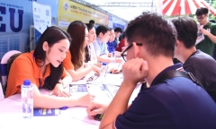 Bị “tố” từ chối thí sinh chỉ khai IELTS trên hệ thống của Bộ GD&ĐT, Đại học Kinh tế Quốc dân lý giải gì?