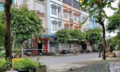 Điều tra vụ hai cô gái bị đâm trọng thương tại cửa tiệm massage ở TP.HCM