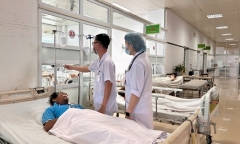 7 người trong một gia đình nhập viện khẩn cấp sau khi ăn lẩu