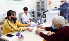 Người nào ở Hà Nội được tặng quà Tết Bính Ngọ 2026 với mức 300.000 đồng?
