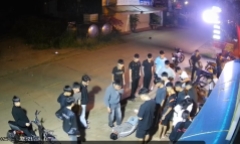 Diễn biến vụ hai nhóm thanh niên dùng mũ bảo hiểm lao vào đánh nhau, 1 người tử vong