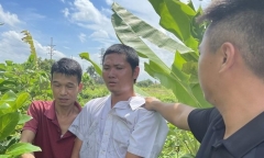 Bắt đối tượng vờ xin đi nhờ rồi dí dao vào cổ cướp xe của nữ công nhân