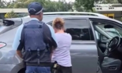 Nữ tài xế say rượu đâm liên hoàn 6 xe, bé 5 tuần tuổi thoát chết kỳ diệu