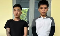 Điều tra nguyên nhân vụ 2 thanh niên khóa trái cửa, đổ xăng vào phòng của đôi vợ chồng trẻ ở Đồng Nai