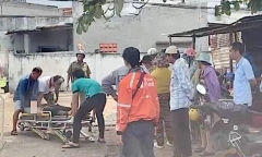 Xác minh vụ cô gái tự gây thương tích trong nhà vệ sinh ở bến xe 