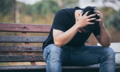 Nam giám đốc phải tìm bác sĩ tâm lý vì vừa lo thương Tết vừa lo tiền lương đang nợ nhân viên