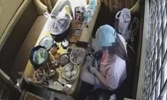 Cô gái gọi lượng đồ ăn lớn khi đi buffet, nhà hàng theo dõi thì phát hiện chuyện gây sốc