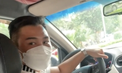 Tài xế taxi đòi hơn 500.000 đồng cho đoạn đường 14km bị đuổi việc