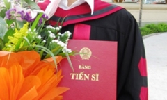 Đề xuất cấp học bổng, hỗ trợ kinh phí nhằm thu hút người học tiến sĩ
