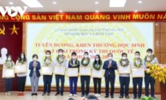 Hà Nội: Khen thưởng 39 học sinh xuất sắc trong các kỳ thi Olympic quốc tế năm 2021