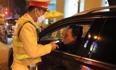Mức phạt tài xế ô tô không chấp hành thổi nồng độ cồn mới nhất năm 2023