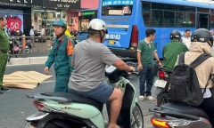 Tai nạn liên hoàn ở TP.HCM, tài xế xe ôm công nghệ bị xe buýt cán tử vong