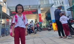Tìm kiếm 2 bé gái mất tích ở phố đi bộ Nguyễn Huệ