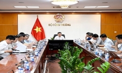 Đẩy nhanh tiến độ dự án đường dây 500kV mạch 3, đảm bảo vận hành trong tháng 6/2024