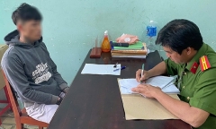 Vụ bé gái 13 tuổi bị dụ dỗ làm 