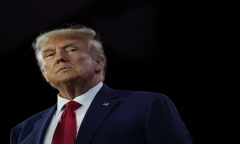 Phía ông Trump yêu cầu lùi phiên xét xử vụ can thiệp bầu cử sang năm 2026