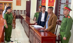Bắt tạm giam giám đốc công ty tơ tằm và cấp phó lừa đảo chiếm đoạt hàng chục tỷ đồng