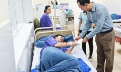 Hàng chục công nhân trong khu công nghiệp ở Quảng Ninh nhập viện nghi do ngộ độc khí