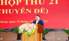Đại tá Phan Huy Ngọc được bầu giữ chức Chủ tịch UBND tỉnh Hà Giang