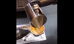 Video: Robot thể hiện khả năng pha chế cafe khiến nhiều người ngạc nhiên