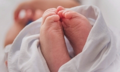 Sự thật chuyện sản phụ ở Hà Nội sinh con 