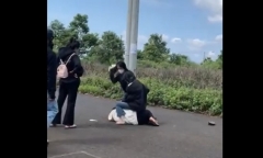 Vụ nữ sinh lớp 7 bị nhóm bạn dùng mũ bảo hiểm đánh hội đồng: Hiệu trưởng nói gì?