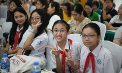 Tuyển sinh lớp 10 theo chương trình mới: Hiện tượng 