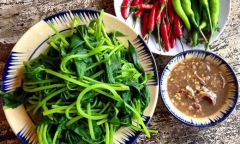 “Rau trường thọ” bán đầy ở chợ, vừa chống lão hóa lại còn ngừa đột quỵ hiệu quả