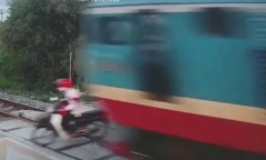 Tin tức tai nạn giao thông mới nhất ngày 16/6: Va chạm với tàu hỏa, người đàn ông tử vong tại chỗ