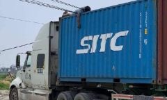 Bắc Ninh: Gỡ thùng xe container vướng dây diện, tài xế bị điện giật tử vong tại chỗ