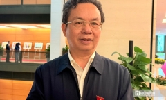 Thống nhất 1 bộ SGK: Có thể chọn 1 bộ sách sẵn có