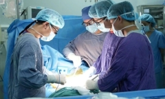 Hai bệnh nhân suy thận hồi sinh kỳ diệu nhờ tạng hiến từ người chết não