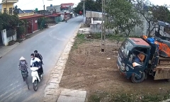 Clip: Thót tim cảnh hai 