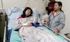 Hai chị em sống cạnh thi thể mẹ suốt 19 ngày trong ngôi nhà khóa kín ở Indonesia