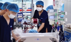 Vụ 5 người ngộ độc methanol ở Hà Nội: Choáng với lượng rượu mỗi người uống