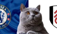 Alisson bị đồng đội 