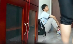 Nam sinh bị mẹ đuổi khỏi nhà, đổi mã cửa vì kết quả đại học không như mong đợi