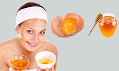 Mặt nạ lòng trắng trứng gà có tác dụng gì?
