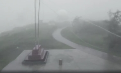 Hình ảnh gió giật cấp 14, 150-166 km/h tại đảo tiền tiêu Bạch Long Vĩ