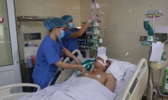 Diễn biến mới nhất vụ tai nạn liên hoàn đâm vào 17 xe máy ở Hà Nội