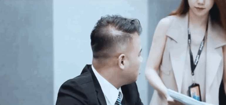 Vụ bé gái 8 tuổi bị bạo hành tử vong: MV 