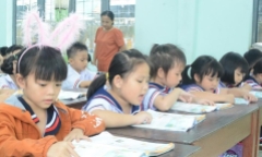 Giáo viên ở Quảng Ngãi được điều chuyển dạy gần nhà, cần đáp ứng điều kiện gì?