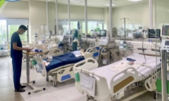 Cảnh báo những mối nguy hiểm rình rập trẻ em ngày Tết