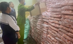 Tin thời sự nóng mới nhất ngày 18/1: Gần 6 tấn mỡ bò không nguồn gốc chuẩn bị đưa ra thị trường dịp Tết