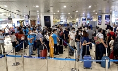 Tin thời sự mới nóng nhất 26/12: Ưu tiên các chuyến bay đưa người dân về quê ăn Tết