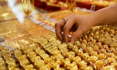 Giá vàng hôm nay ngày 16/6: Giá vàng SJC giảm tiếp 100.000 đồng/lượng