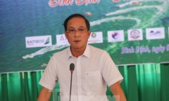 Bình Định: Cựu giám đốc Sở bị miễn nhiệm vì chơi golf giữa dịch xin nghỉ hưu trước tuổi