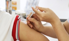 Bộ Y tế hướng dẫn tiêm mũi 3 vaccine phòng COVID-19 cho trẻ từ 12-17 tuổi