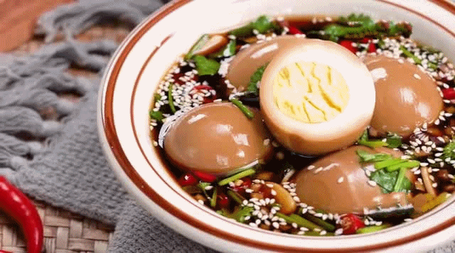 Chỉ cần 10 phút, bạn đã có ngay món trứng ngâm tương ngon nhức nách